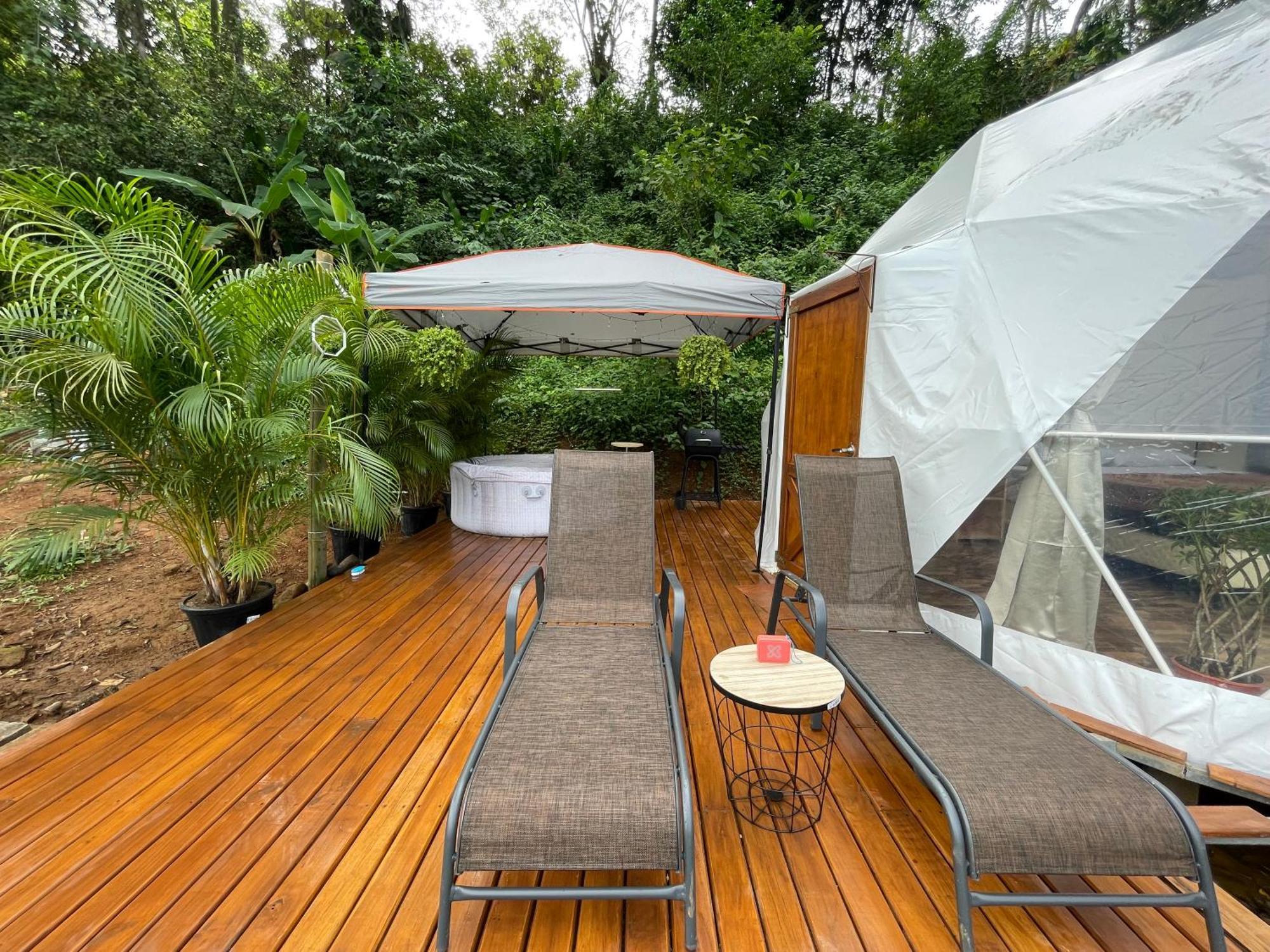 La Comarca River Glamping Dome Near Manuel Antonio Kültér fotó